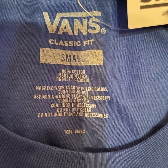 𝅺vans classic fit left chest logo tshirt - Picture 4 of 8